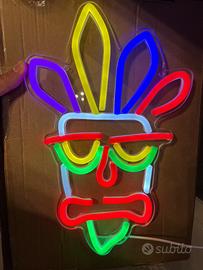 Luce arredo maschera crash Bandicoot nuova