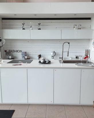 Cucina Aspen di Doimo Cucine con elettrodomestici
