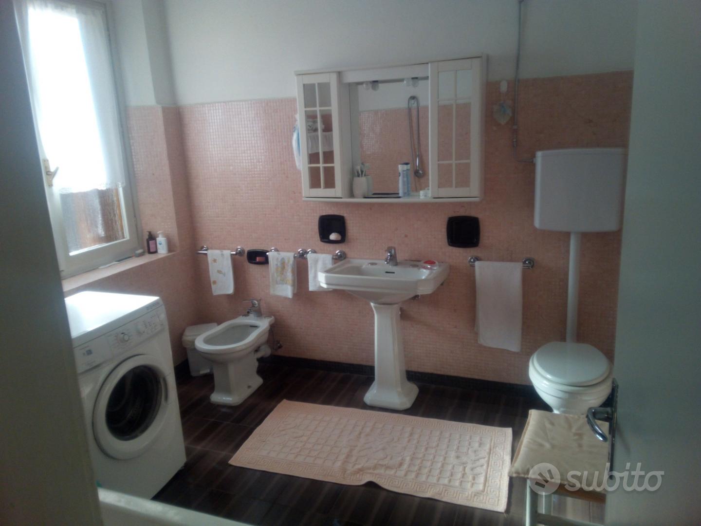 Immobile di prestigio e terreni in zona collinare - View 2