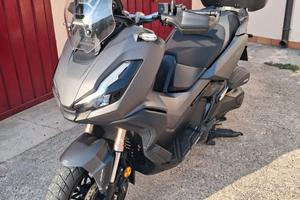Honda ADV 350 