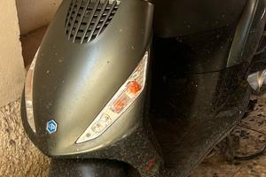 Piaggio zip