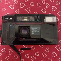 fotocamera a pellicola Ricoh FF70