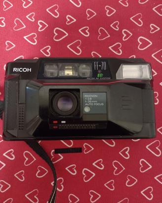 fotocamera a pellicola Ricoh FF70