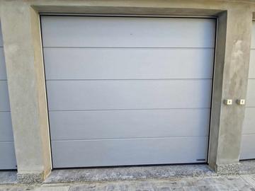 Garage zona gesuiti liceo scientifico Da Vinci