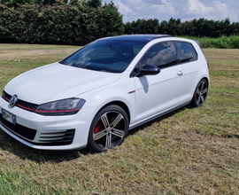 Volkswagen Golf VII GTI performance DSG 3 porte