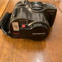 Macchina fotografica Olympus SuperZoom 330