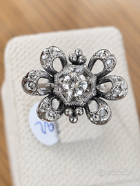 Anello oro bianco 18 kt diamante G VVS1 0,40 ct