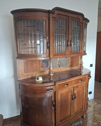 Vetrina a doppio corpo Liberty primi 900