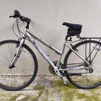 Bici da trekking donna