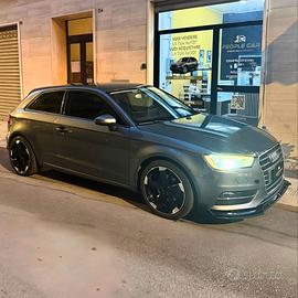 Audi A3 2.0 TDI S tronic - 150CV
