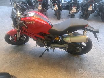 Ducati Monster 696 2010 Permute garanzia finanziam