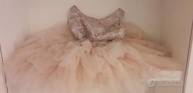 Abito in tulle e ricamo H&M