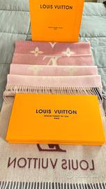 Louis Vuitton, Sciarpa Reykjavik Rosa. 