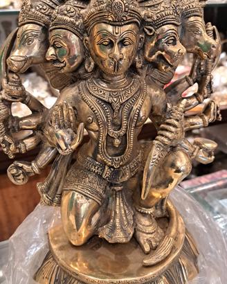 Status in ottone hanuman