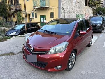 Toyota Yaris 1.3 benzina del 2011