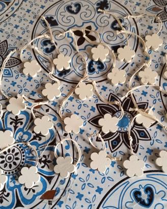 23 decorazioni a forma di fiore
