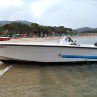 Open Eolo autosvuotante con Johnson 40cv