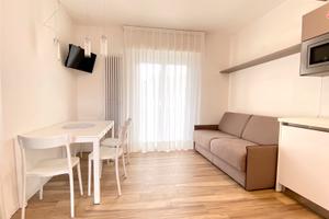 Jesolo Lido due passi spiaggia centro 4 posti