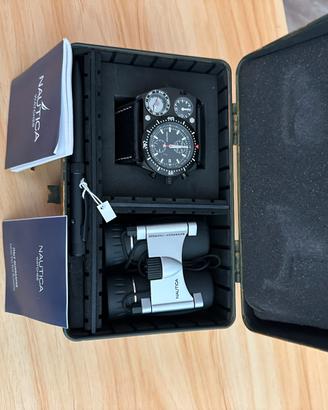 Orologio sportivo Navigare con binocolo e penna