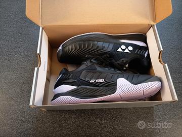 Scarpe tecniche YONEX 