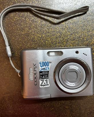 fotocamera compatta Nikon Coolpix