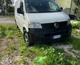 Volkswagen t5 transporter