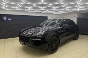 Porsche Cayenne Coupé 3.0 V6 E-Hybrid ITA STRAFULL
