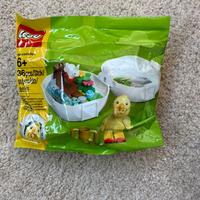 Lego Minifigure Chicken Skater Pod