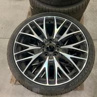 4 ruote con cerchi originali BMW