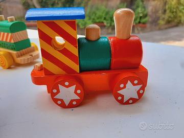treno in legno 