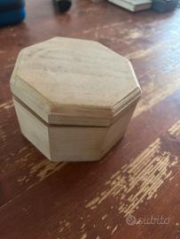 Scatoletta ottagonale legno chiaro