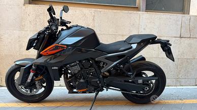 Duke 990 my24 Full Optional Pochi km Tech pack