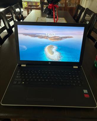 HP Notebook i7 / 8GB / SSD 512GB / Windows 11