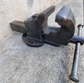 Robusta morsa in acciaio FZA 18 kg