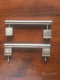Maniglie per mobili, porte e finestre