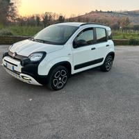 FIAT Panda Cross hybrid unico proprietario