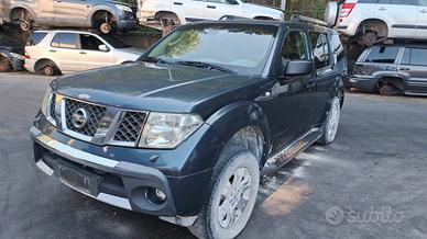NISSAN PATHFINDER 2005 SOLO PER RICAMBI