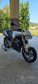 Triumph street triple 675