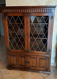 Vetrina in legno massello 