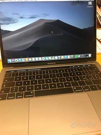 Apple Macbook Pro 13" con touch bar Retina