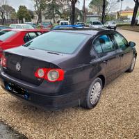 VOLKSWAGEN Passat 1ª/2ª/3ª/4ª - 2006