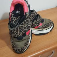 Scarpe sportive ginnastica