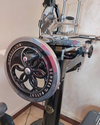 AFFETTATRICE BERKEL 8H