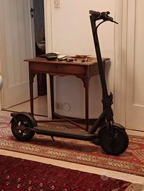 monopattino elettrico Xiaomi 4
