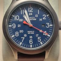 Orologio Timex al quarzo. 