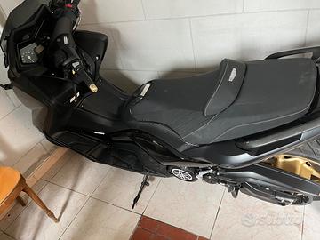 Yamaha T Max 530 - 2013