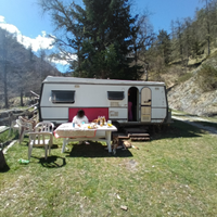 Roulotte Laika Polo 7000