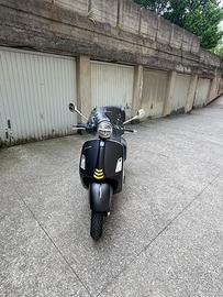 vespa Gts super 300