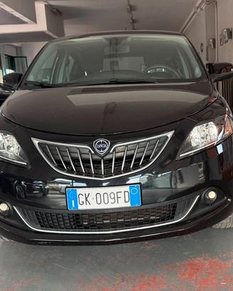 Lancia Ypsilon 1.0 FireFly 5 porte S&S Hybrid Gold