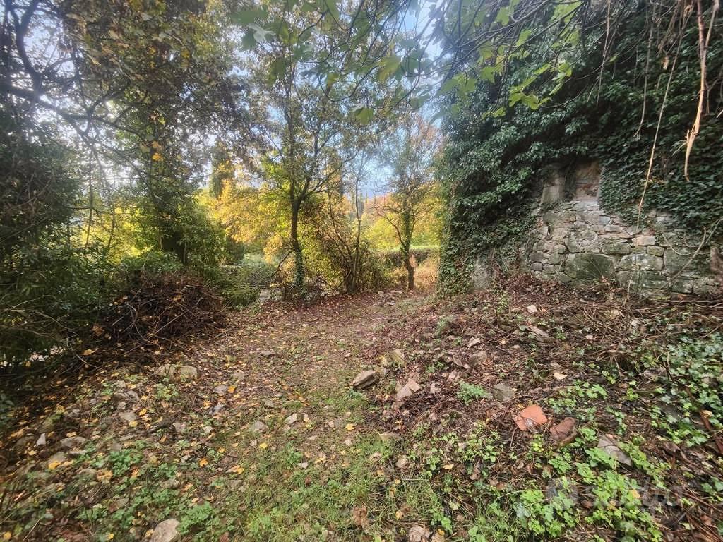 Rustico / Casale di 1150 m² con più di 5 locali a - Vista 4